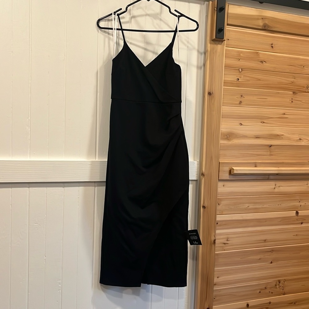 Lulus black body con dress NWT